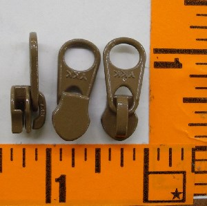 (LS) 4.5 Coil Non Lock Reverse Short Tab Slide Coyote/Desert Tan